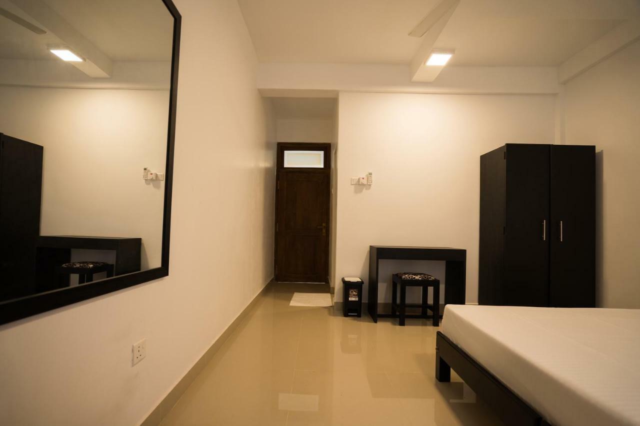 Kozy B&B Dehiwala-Mount Lavinia Luaran gambar